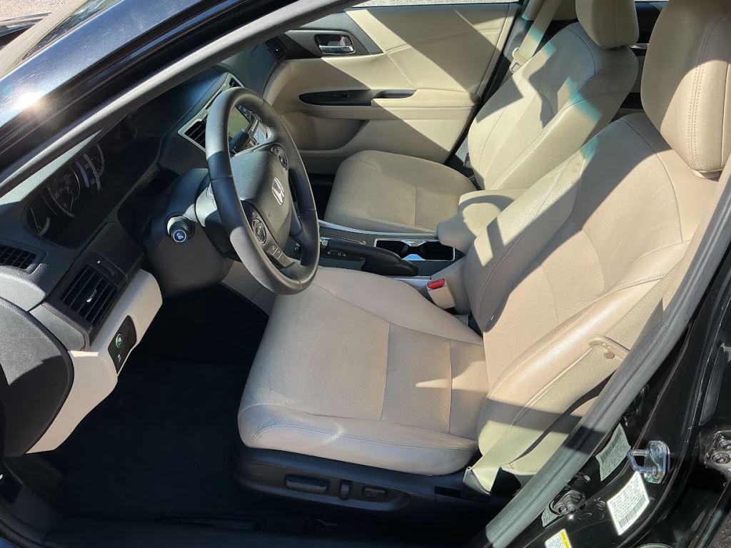 2015 Honda Accord - $10,995