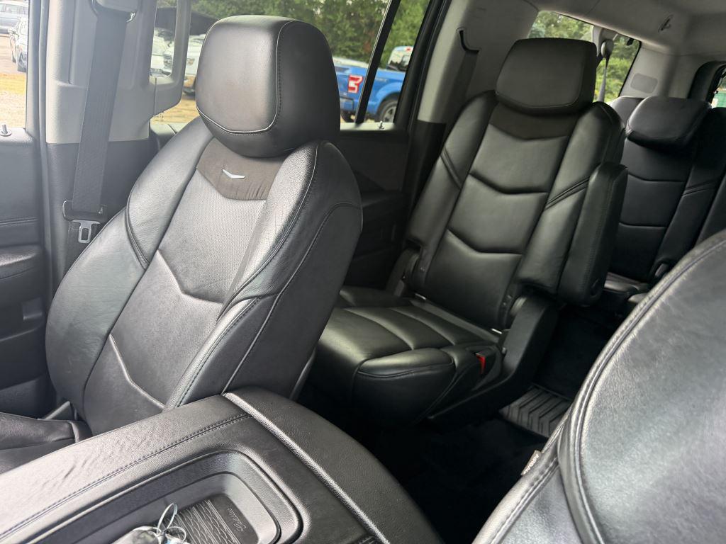 2018 Cadillac Escalade - $16,995