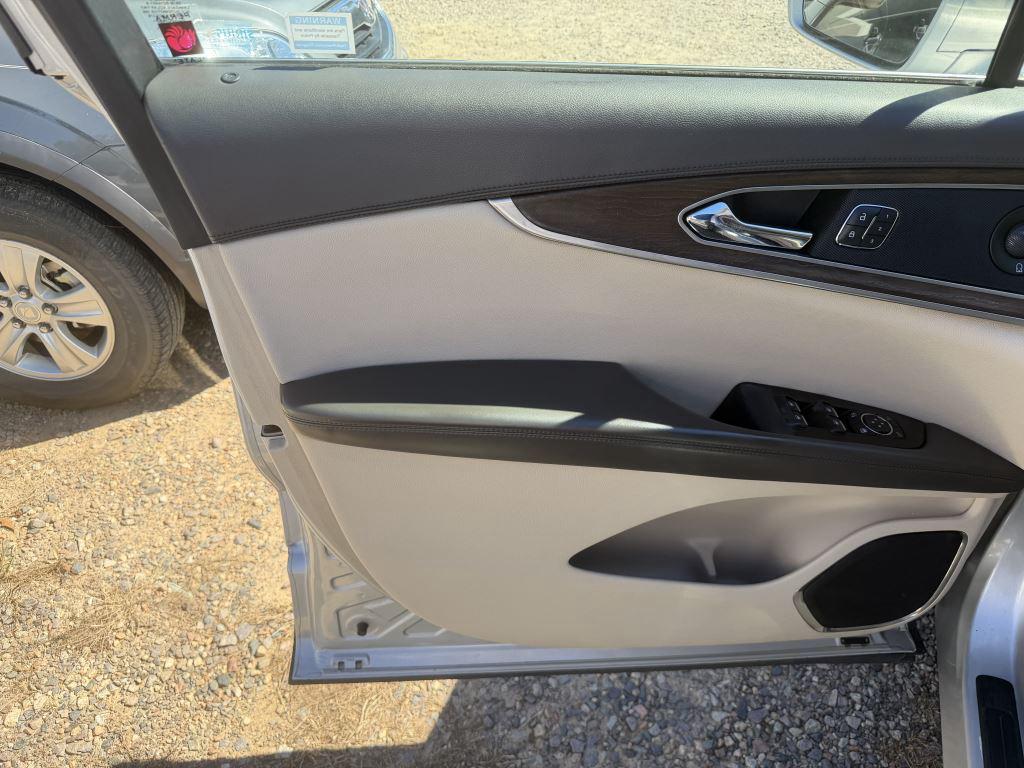 2016 Lincoln MKX - $9,995