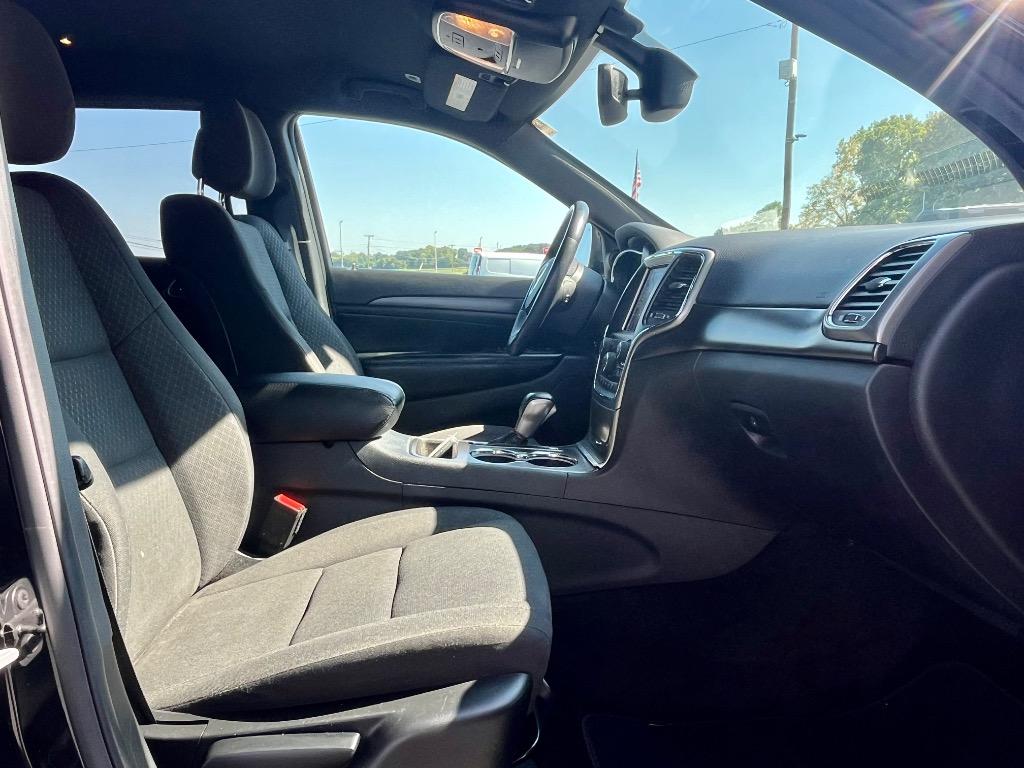 2018 Jeep Cherokee - $17,900
