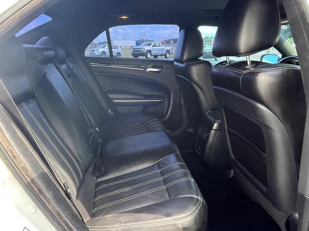 2021 Chrysler 300