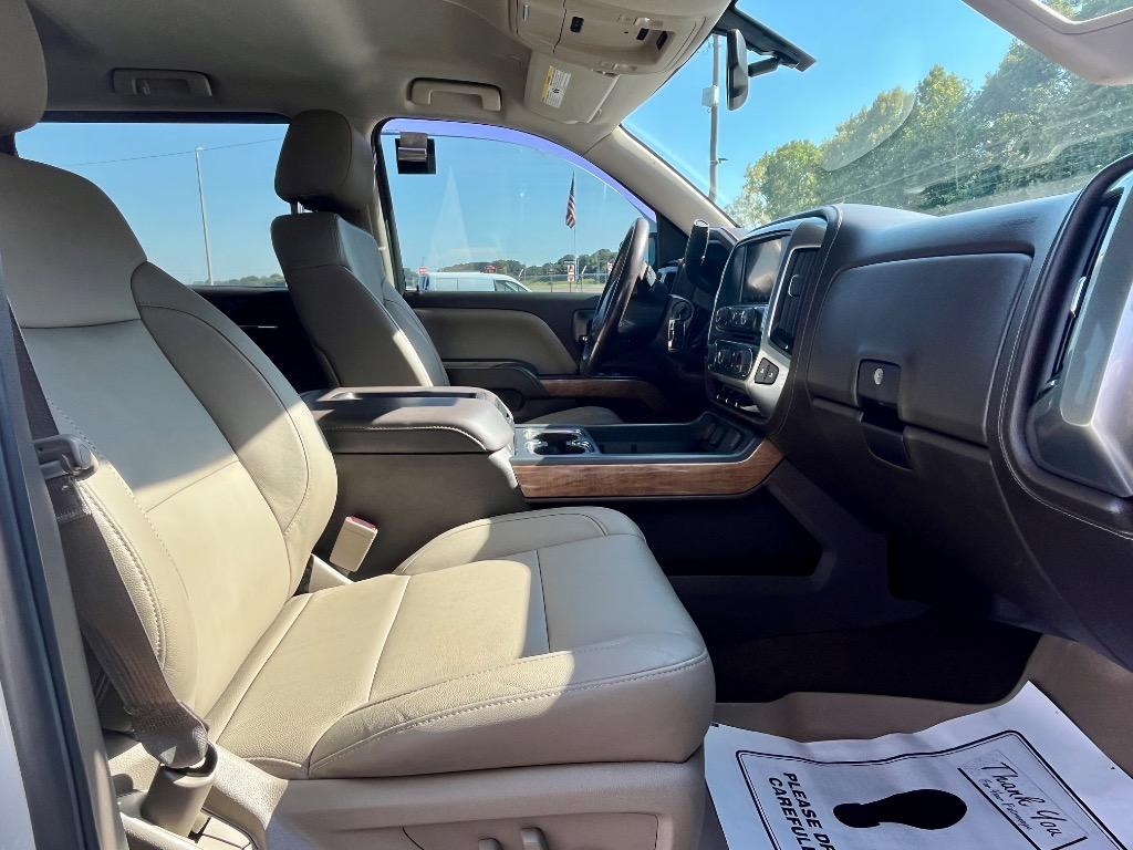 2014 Chevrolet Silverado - $21,900