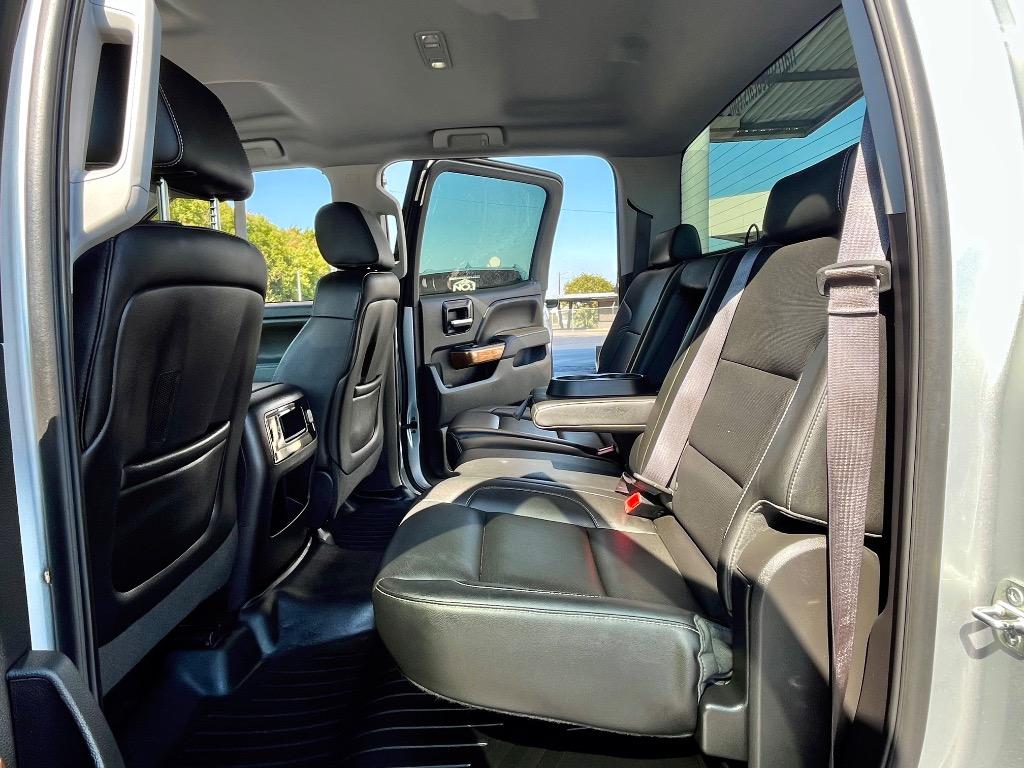 2014 Chevrolet Silverado - $18,900
