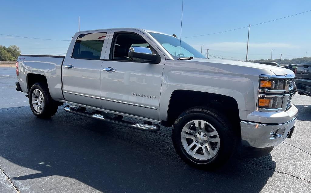 2014 Chevrolet Silverado - $18,900