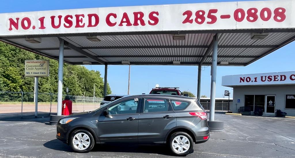 2016 Ford Escape - $10,900