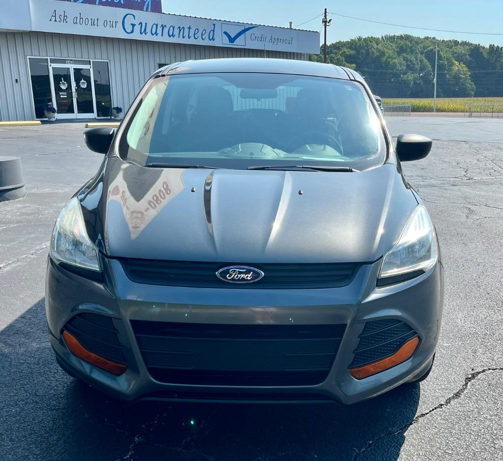 2016 Ford Escape - $10,900