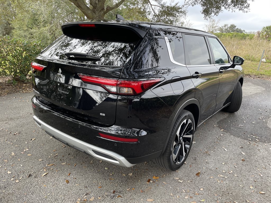 2024 Mitsubishi Outlander