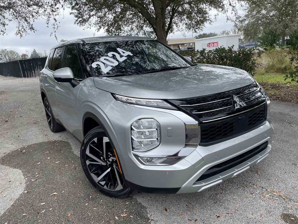 2024 Mitsubishi Outlander