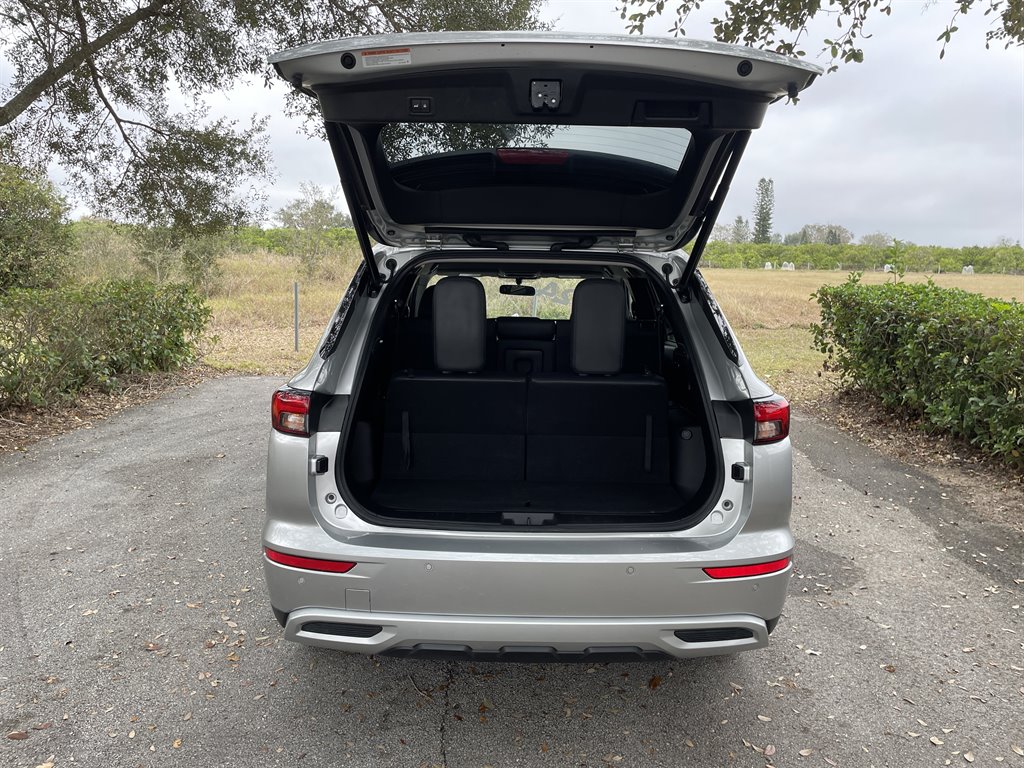 2024 Mitsubishi Outlander