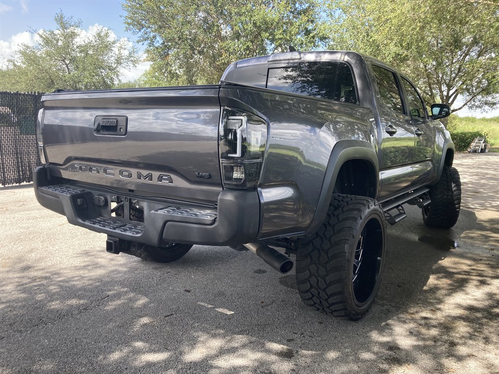 2018 Toyota Tacoma