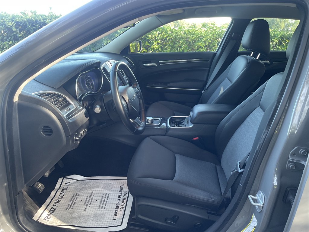 2018 Chrysler 300