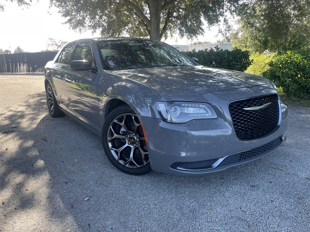 2018 Chrysler 300