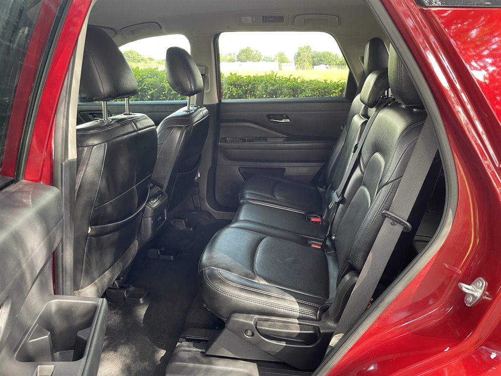 2022 Nissan Pathfinder
