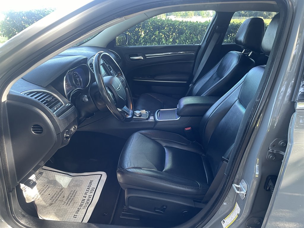 2019 Chrysler 300