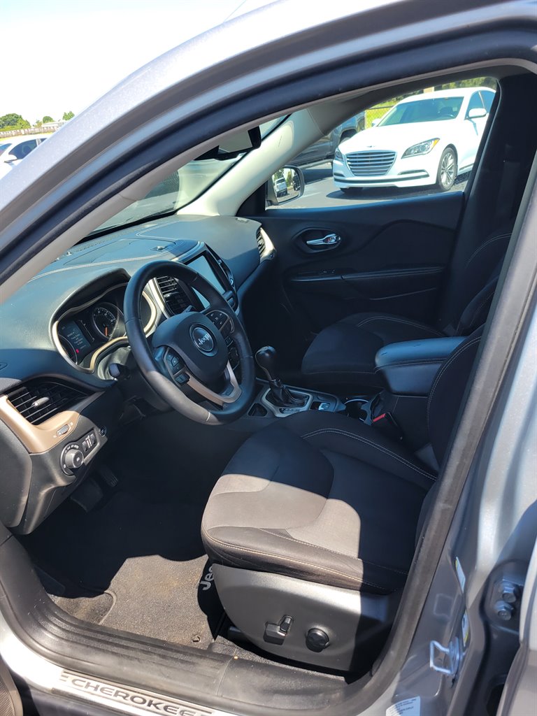 2015 Jeep Cherokee