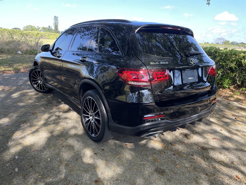 2021 Mercedes-Benz GLC
