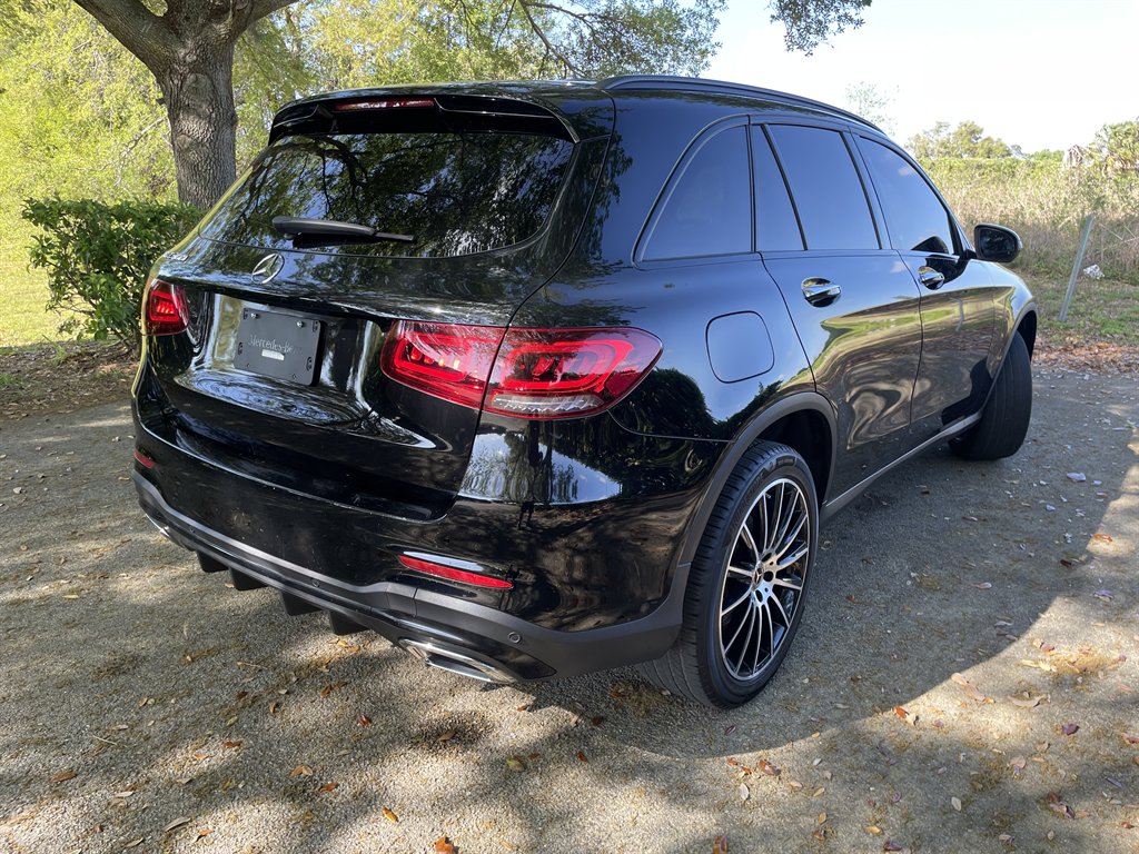 2021 Mercedes-Benz GLC