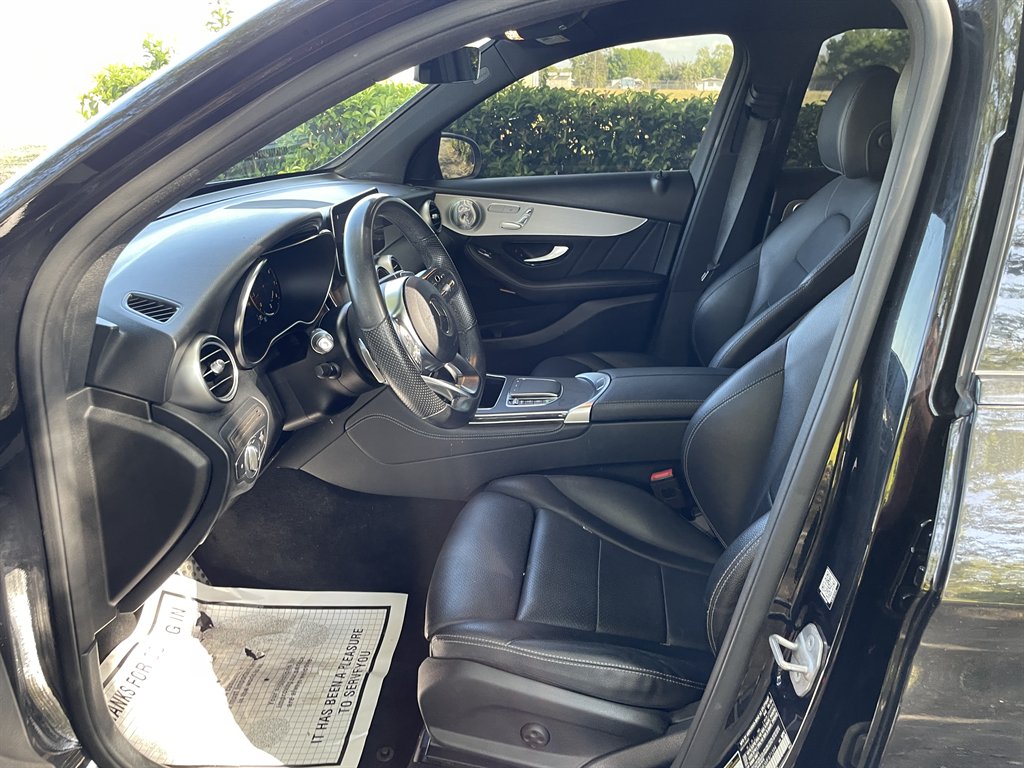 2021 Mercedes-Benz GLC