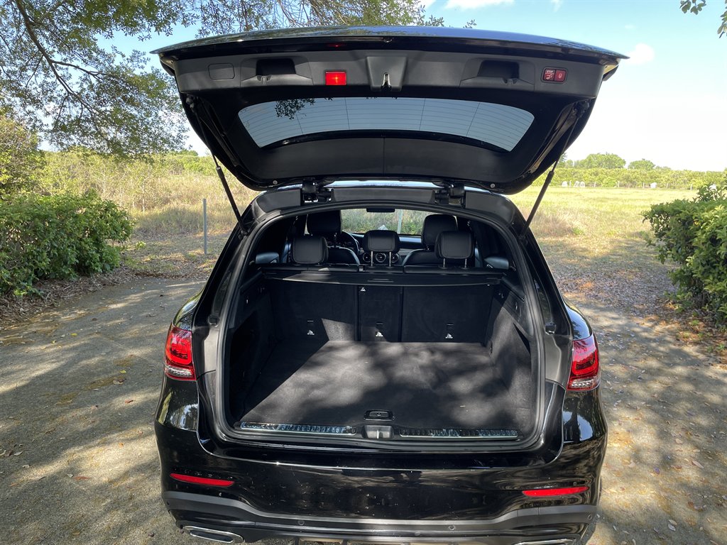 2021 Mercedes-Benz GLC