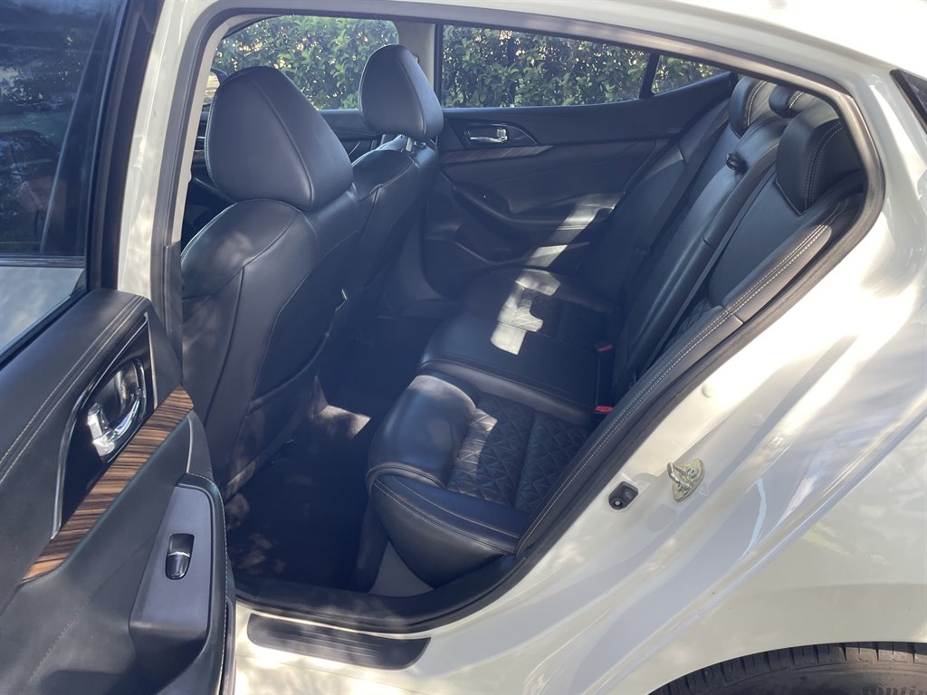 2016 Nissan Maxima