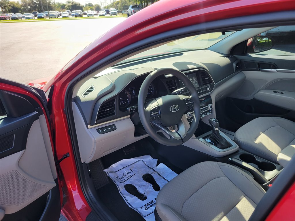 2020 Hyundai Elantra