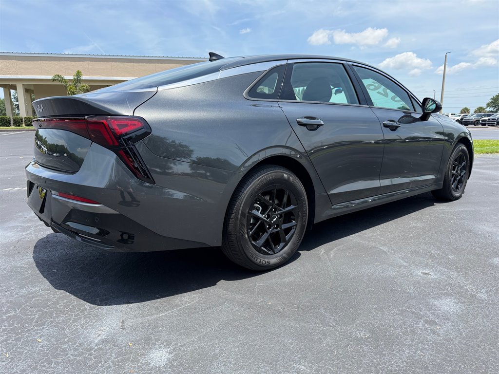 2026 Kia K5