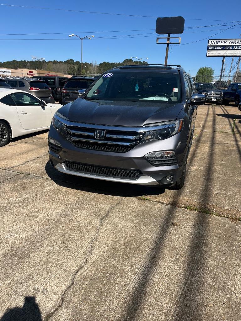 2017 Honda Pilot - $15,500
