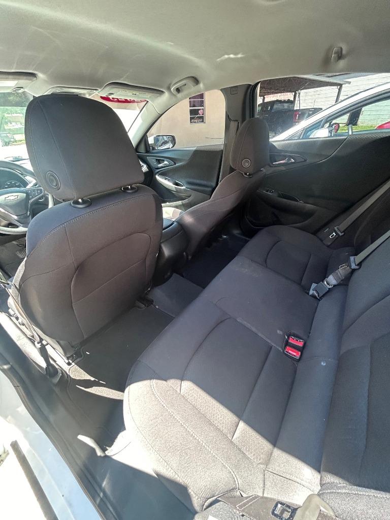 2023 Chevrolet Malibu - $16,900