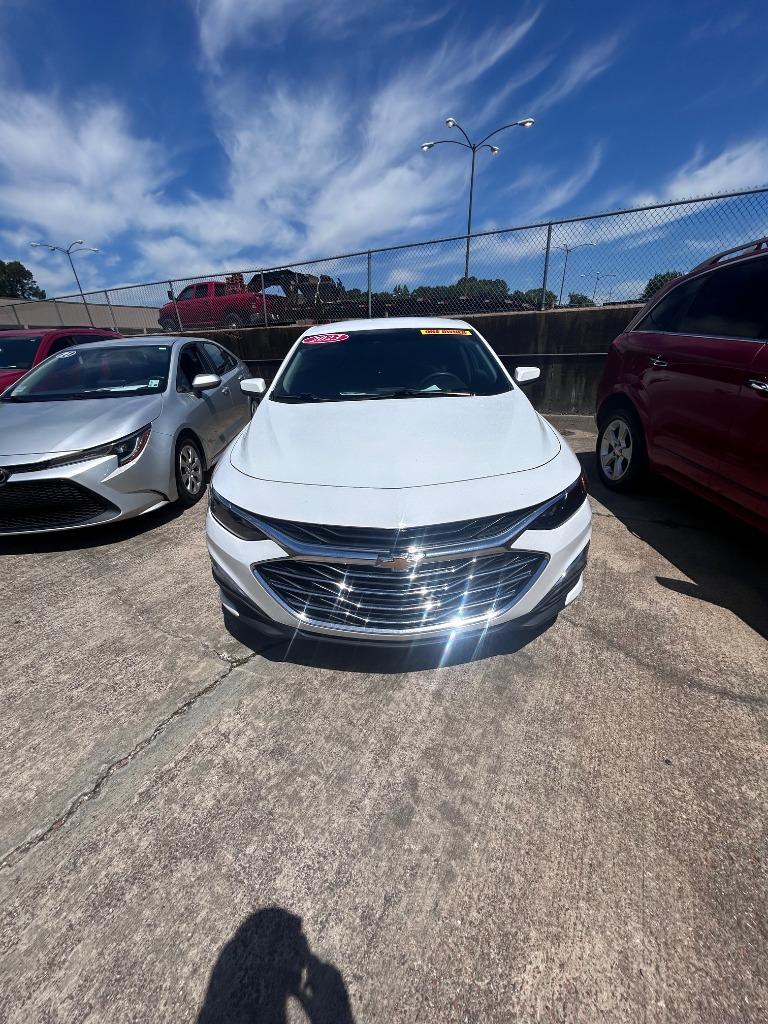 2023 Chevrolet Malibu - $16,900