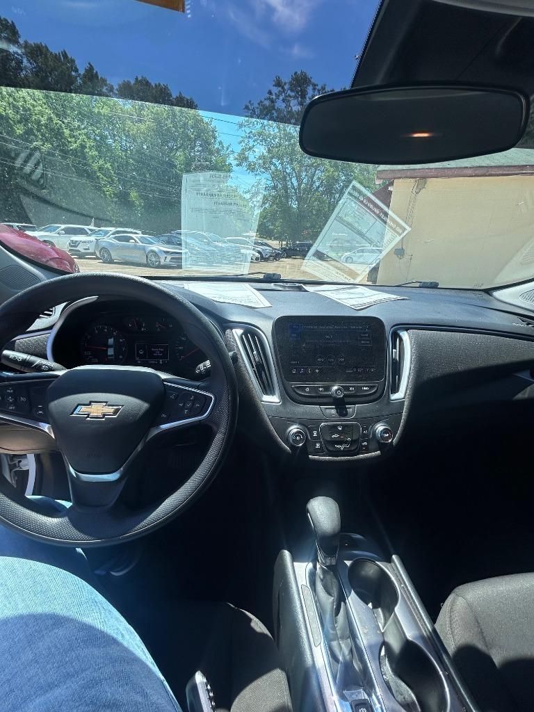 2023 Chevrolet Malibu - $16,900