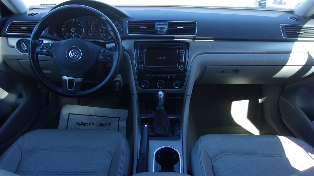2014 Volkswagen Passat TDI SE photo