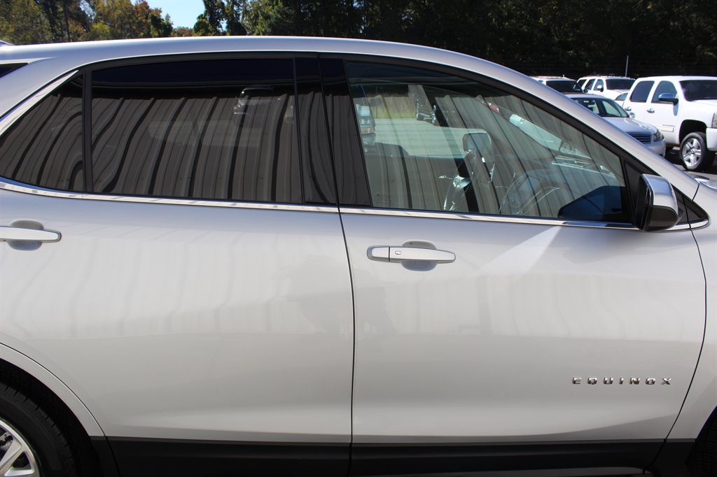 2020 Chevrolet Equinox LT photo