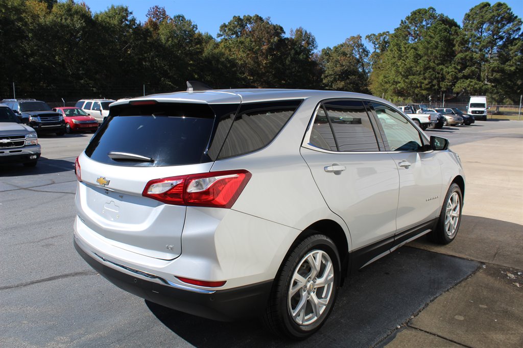 2020 Chevrolet Equinox LT photo