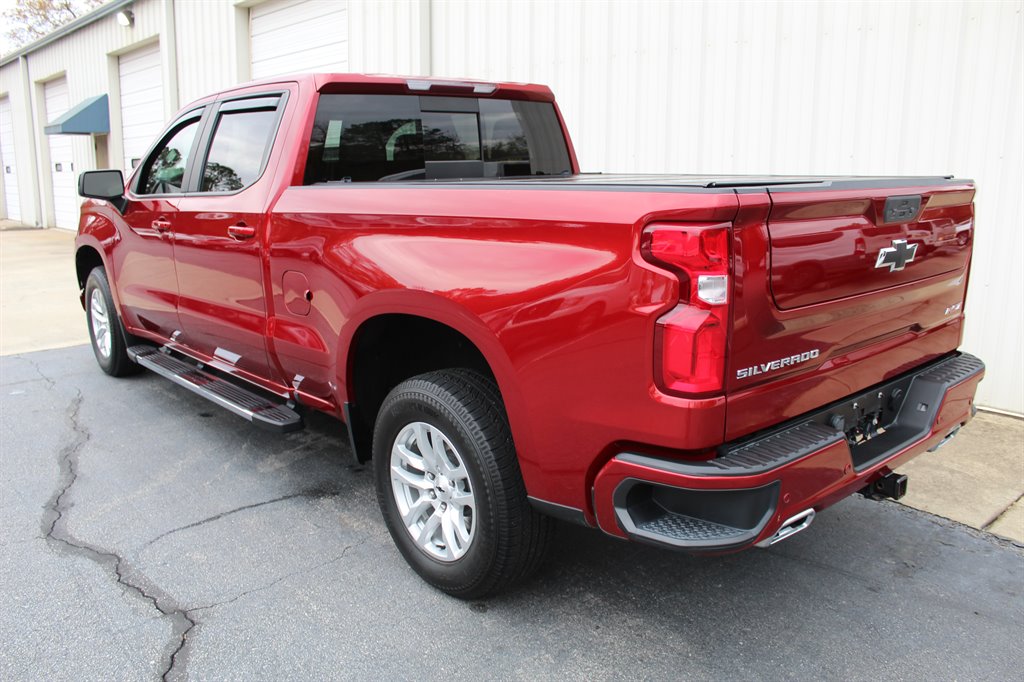 2021 Chevrolet Silverado 1500 RST photo