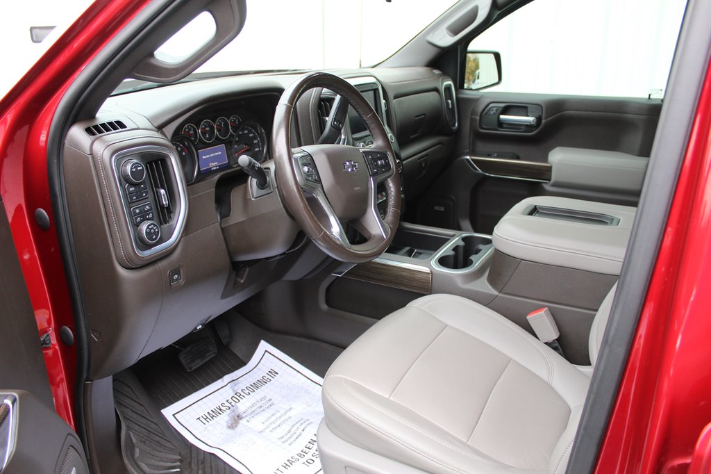 2021 Chevrolet Silverado 1500 RST photo