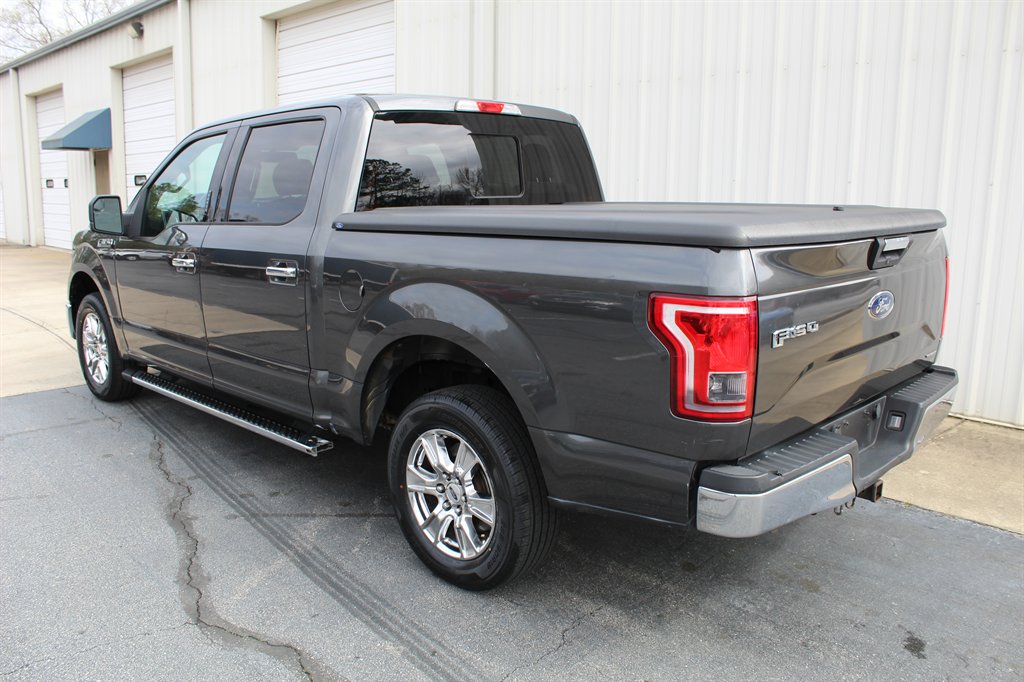 2016 Ford F150 XLT photo