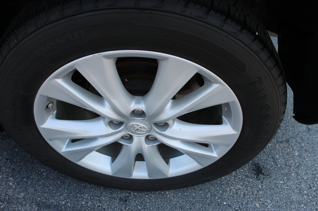 2014 Toyota RAV4 Limited photo