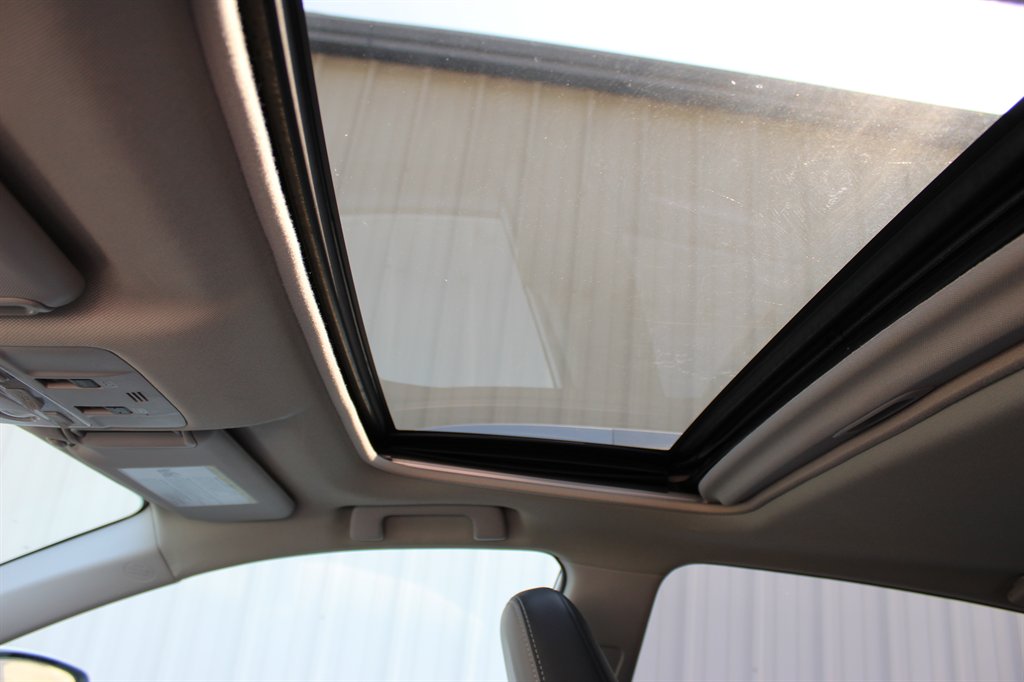 2014 Toyota RAV4 Limited photo