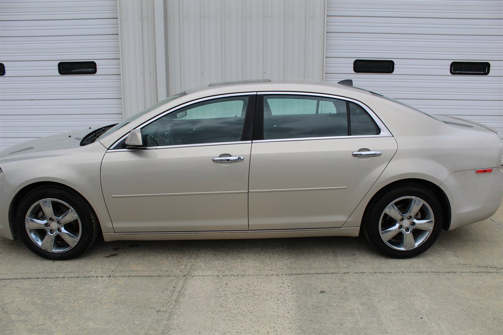 2012 Chevrolet Malibu LT photo