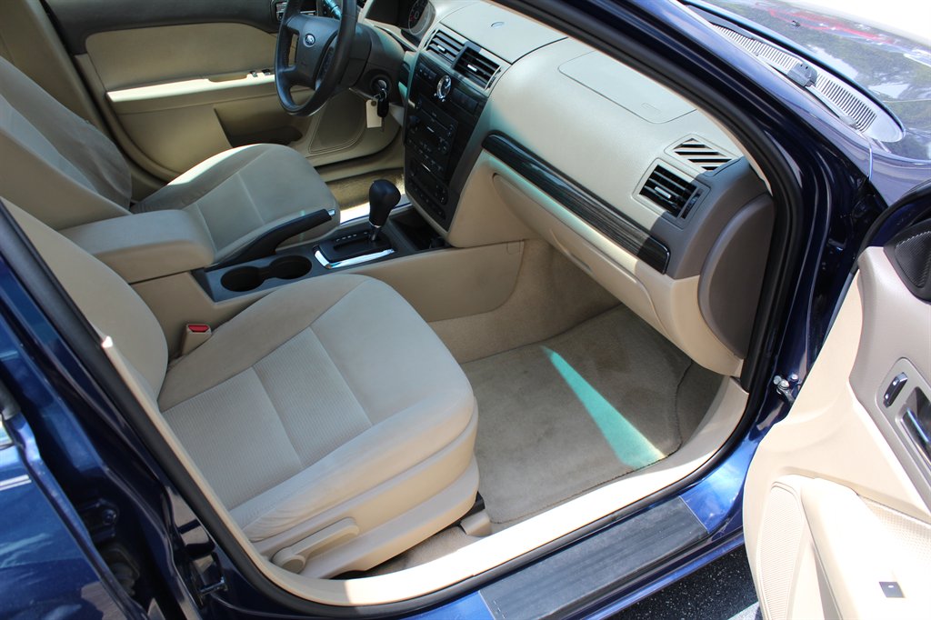 2007 Ford Fusion V6 SEL photo