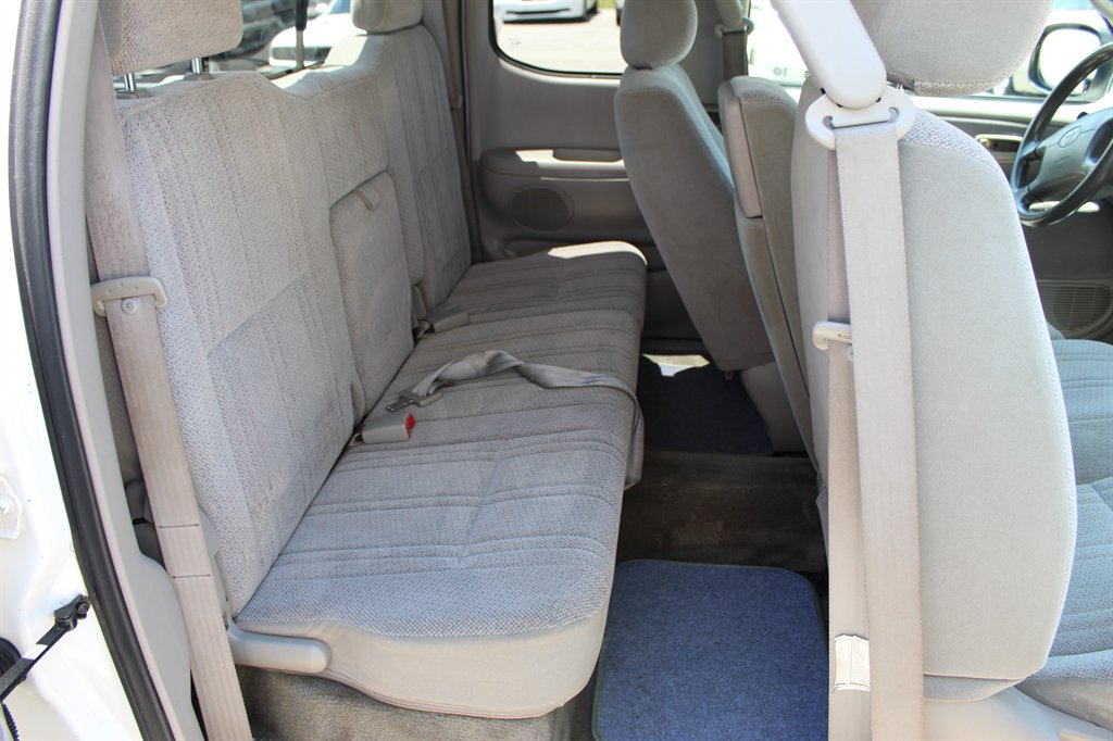 2000 Toyota Tundra SR5 photo