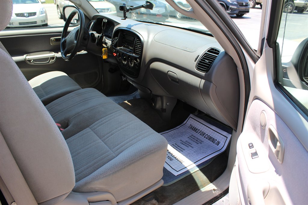 2000 Toyota Tundra SR5 photo