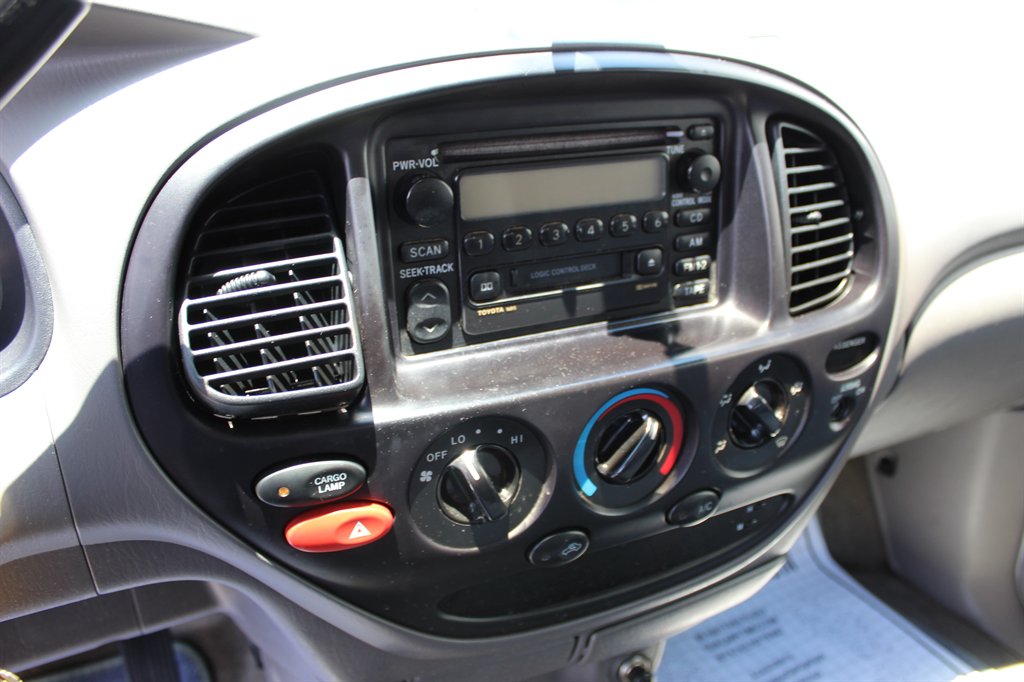2000 Toyota Tundra SR5 photo