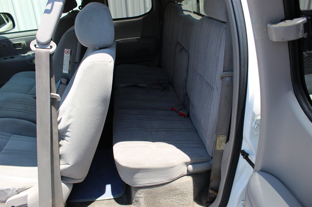 2000 Toyota Tundra SR5 photo