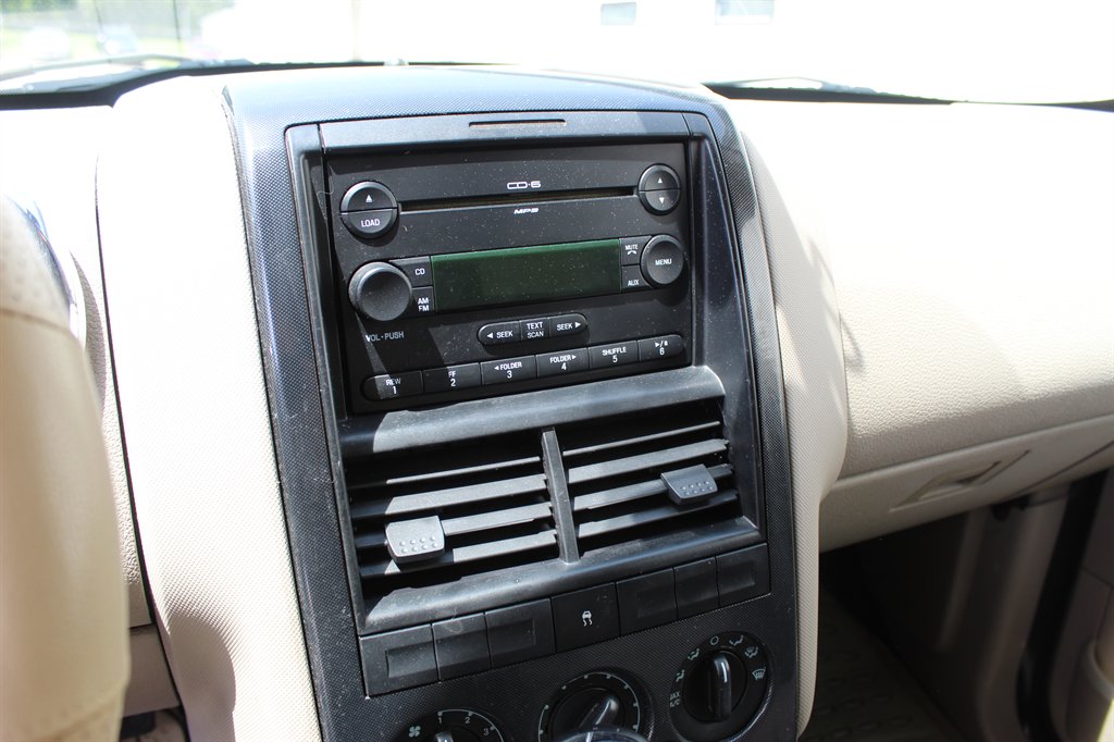 2007 Ford Explorer - $4,000