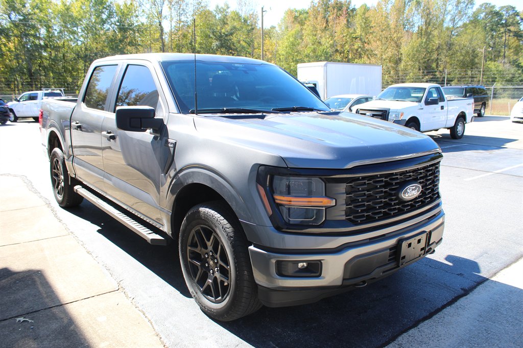 2024 Ford F-150 - $40,000