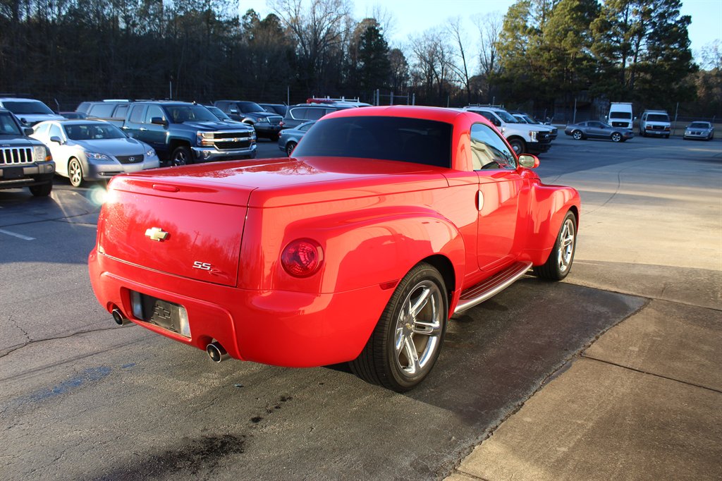2004 Chevrolet SSR - $23,500