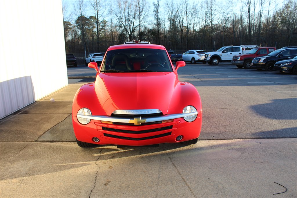 2004 Chevrolet SSR - $23,500