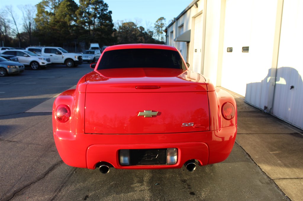 2004 Chevrolet SSR - $23,500