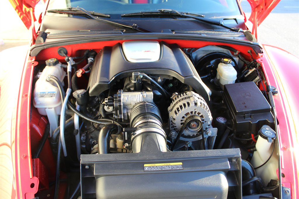 2004 Chevrolet SSR - $23,500